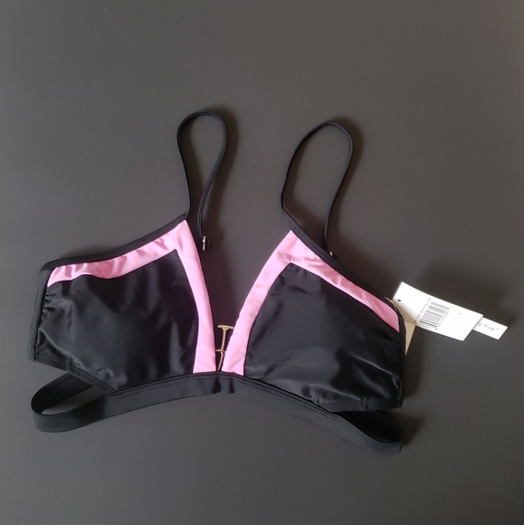 NWT! NINETY FIVE ° BLACK & BLOOM WRAP AROUND BIKINI TOP - Picture 6 of 6